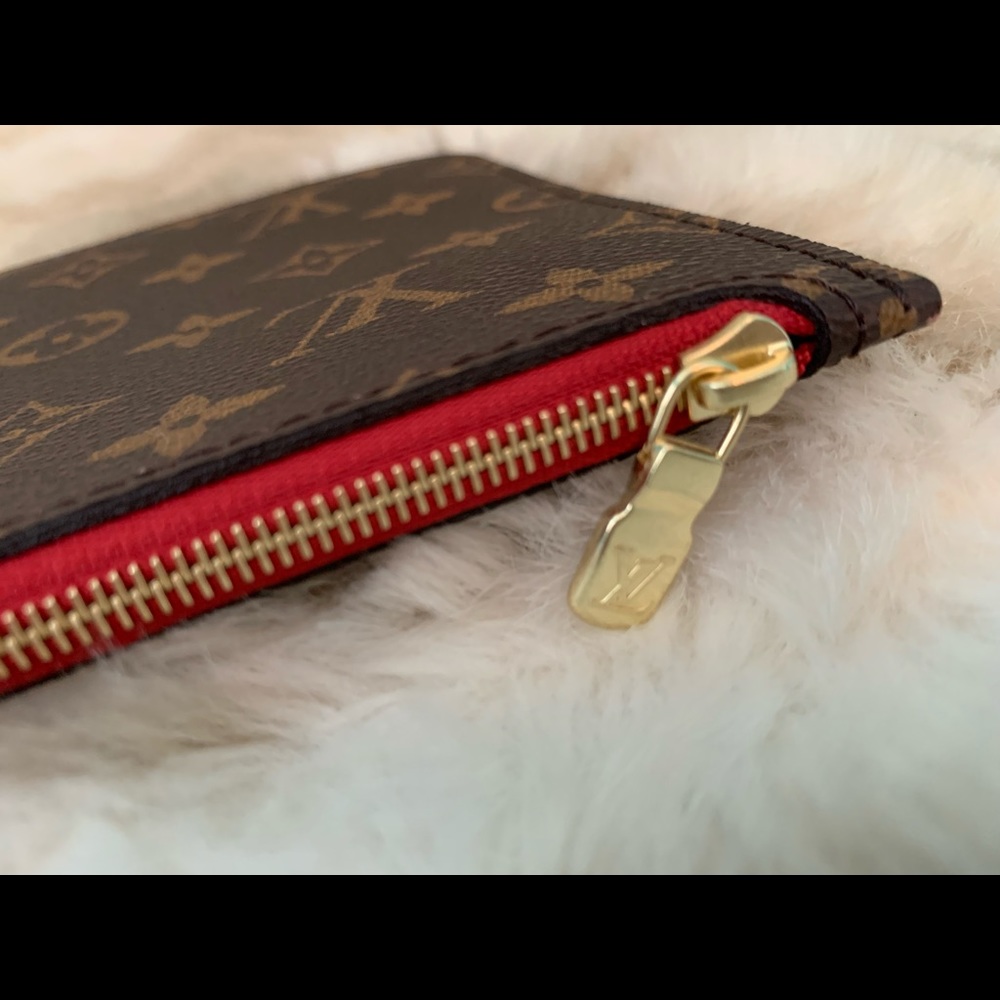 Brand new 🍒 Authentic Louis Vuitton Pouch Neverfull Pouchette Cherry Red